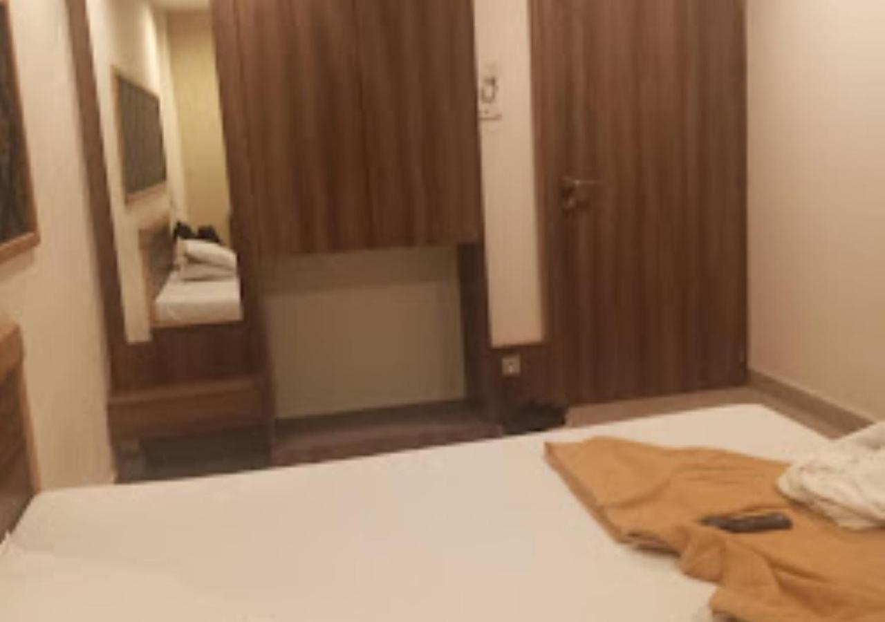 Hotel Jaltarang Kalmath Kankavali Zewnętrze zdjęcie